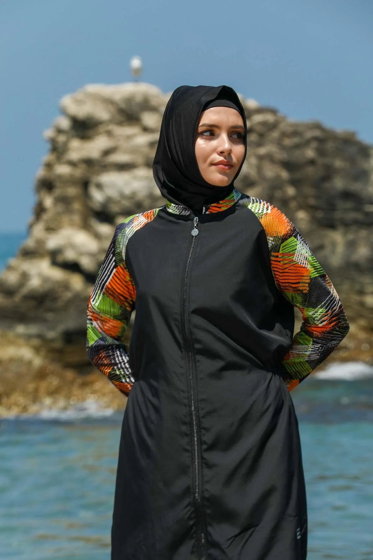 Elif Okur Tam Kapalı Mikro Tesettür Mayo Siyah