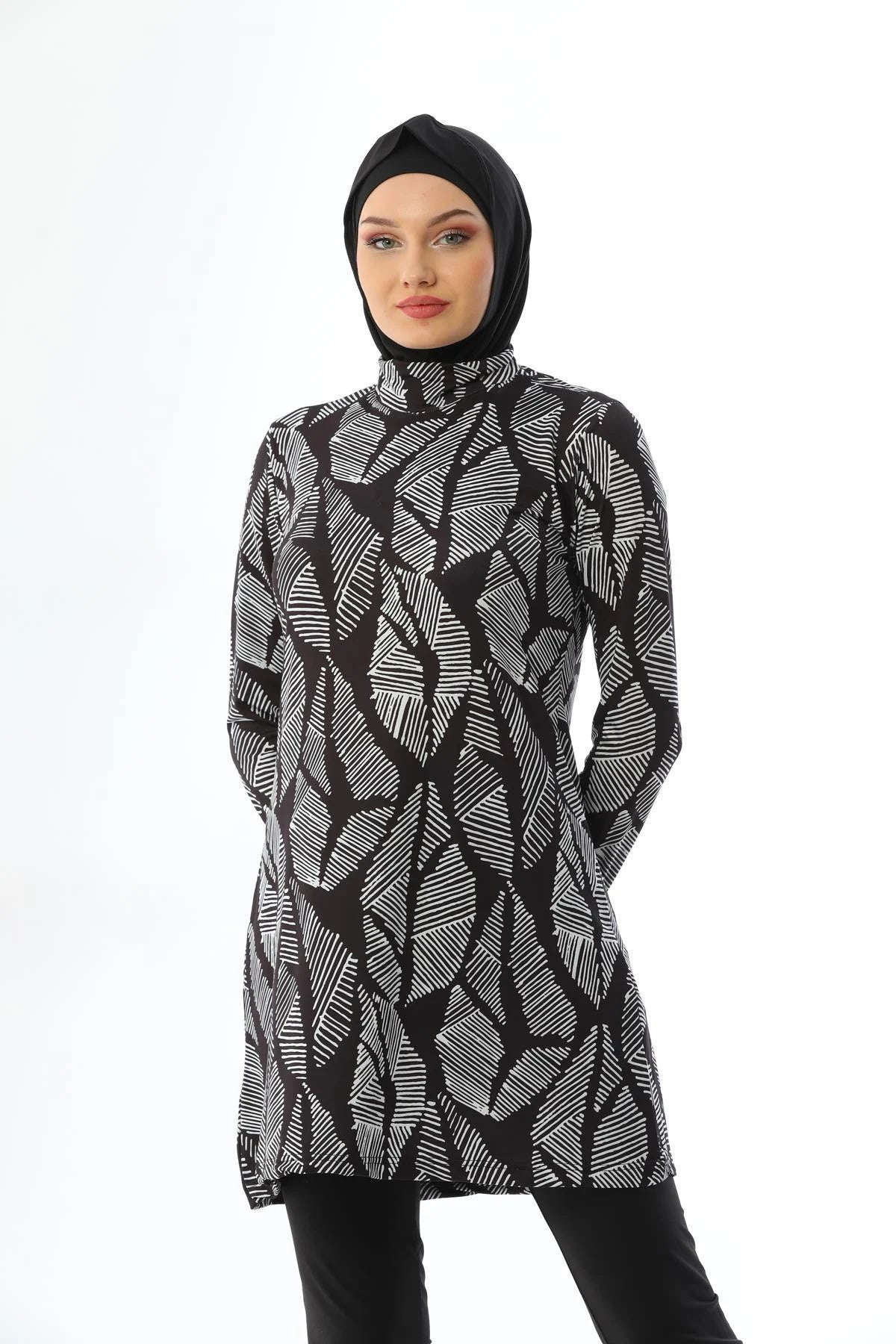 Elif Okur Tam Kapalı Tesettür Mayo Siyah
