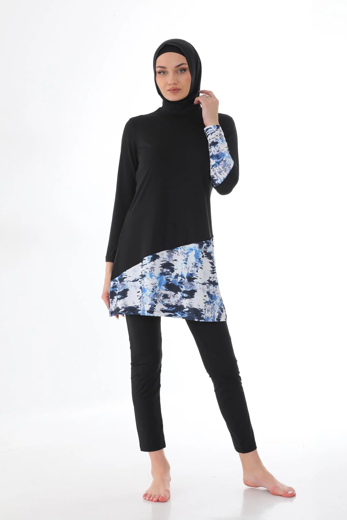 Elif Okur Tam Kapalı Tesettür Mayo Siyah Batik